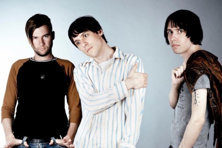 The Cribs Announce New Album 24 7 Rock Star Shit Mystic Sons